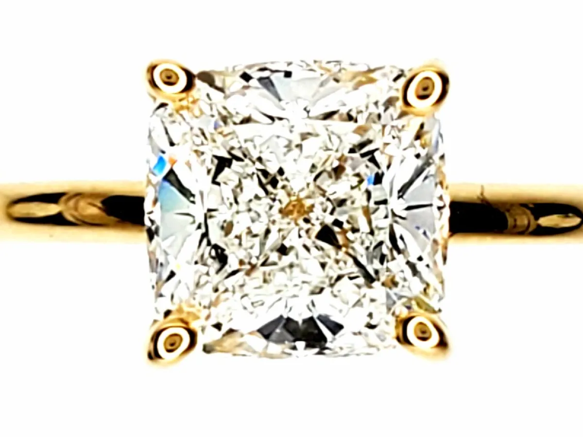 Avoid Costly Mistakes When Selling Diamonds in Maryland